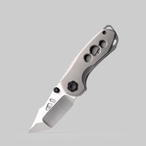 42.COSMO Baby Teeth Titanium/M390
