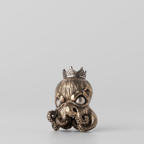 9 hand Cthulhu lanyard bead