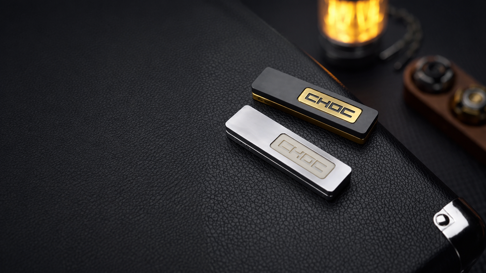 Choc pairs zero-screw construction with segmented feedback and a quiet magnetic fit