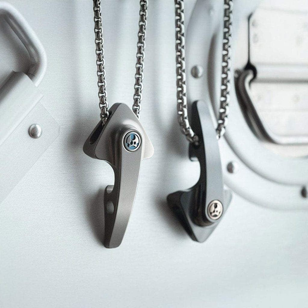 Pointer Pendant
