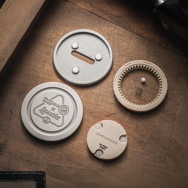 “Showhand” Haptic Coin