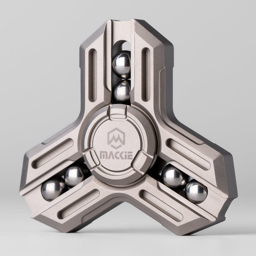 MACKIE KNIGHT 2.0 Titanium