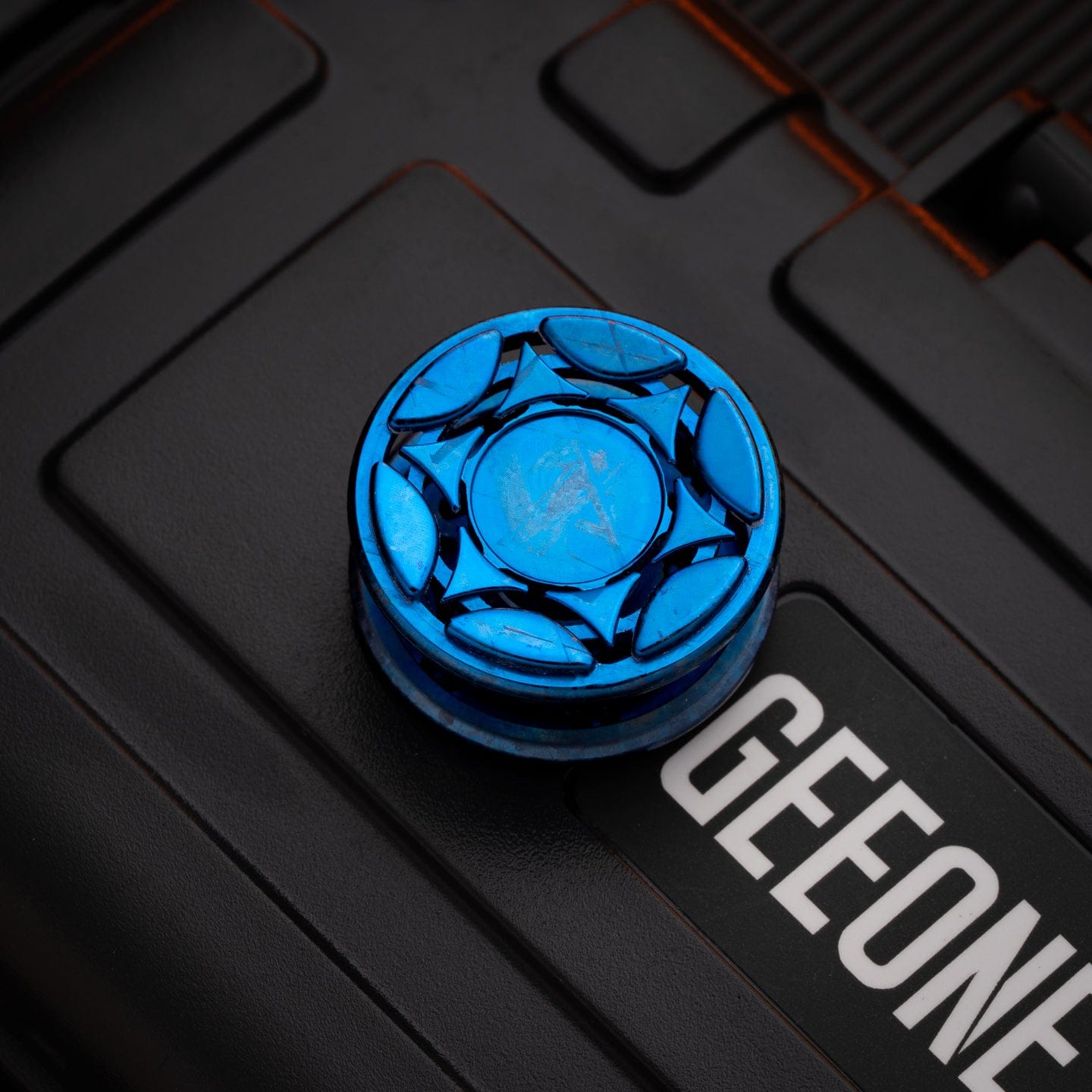 Hexagram Spinner Buttons