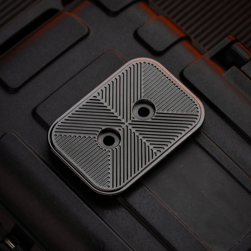 Osseous Point Studio Travel Accessory-Zirconium middle layer