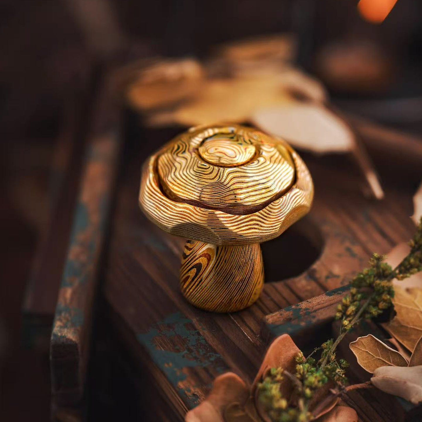 Exotic Mushroom Linkage Spinner