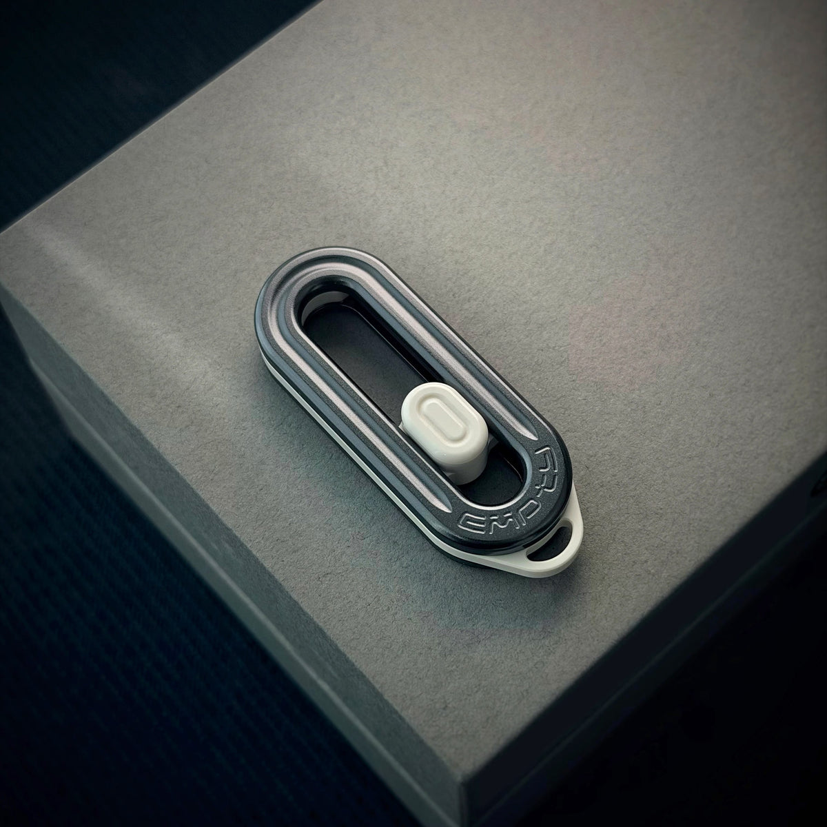 WM EDC Kong S Zirconium/PEEK