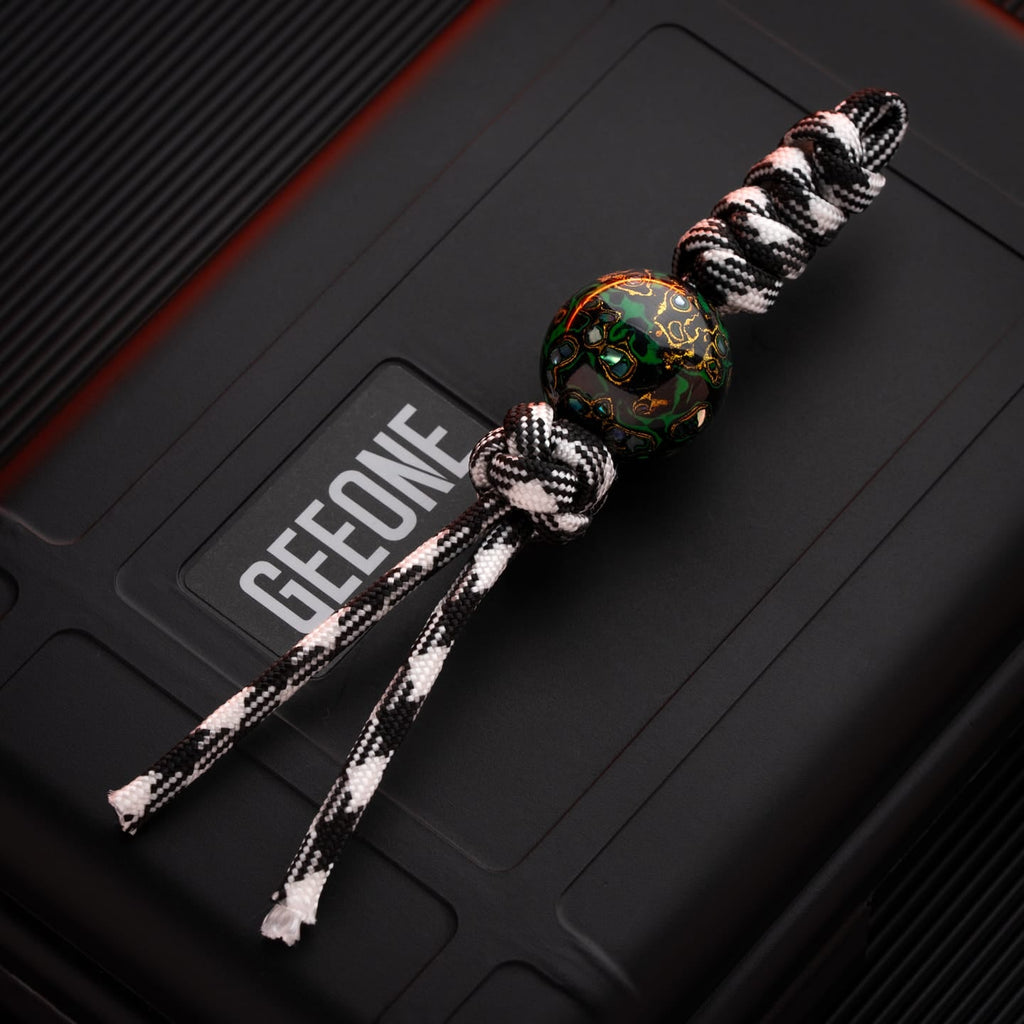 Lacquer Lanyard Bead