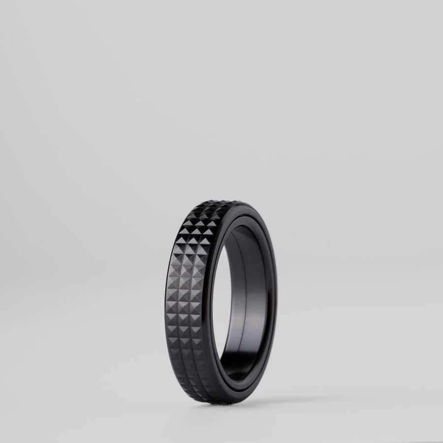YEDC Pig Ring-Paris on Your Finger