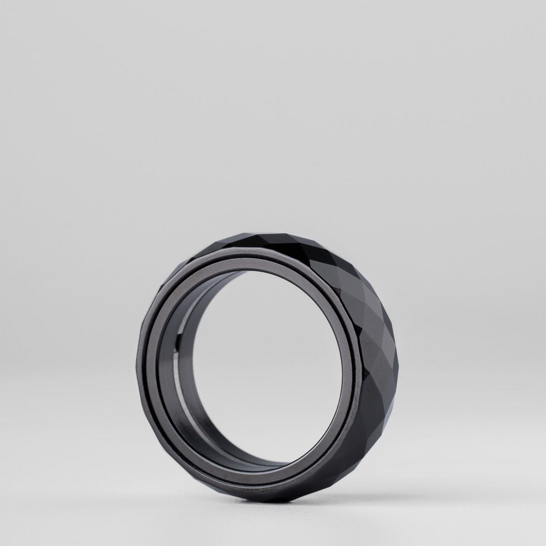 Pig Ring (Black diamond)
